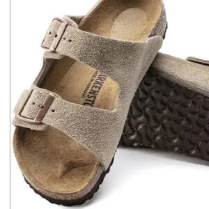 Birkenstock Beige Suede Sandals Kids size 2/ 33